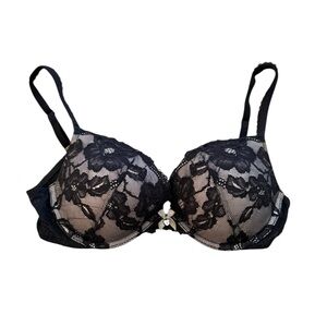 Victoria Secret Lace Push Up bra 34D black